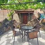 хаджи марковата - град Villa