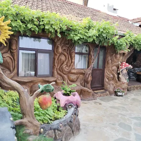 빌라 хаджи марковата - град 드랴노보