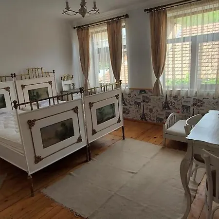 хаджи марковата - град 드랴노보